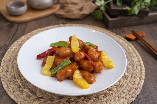 菠蘿咕咾肉