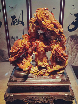 玉雕關(guān)云長(zhǎng)