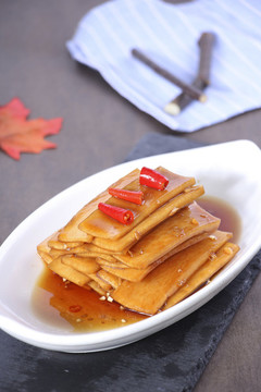 蘿卜皮