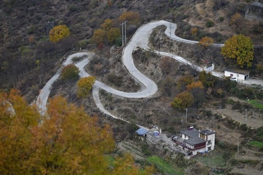 山區(qū)公路