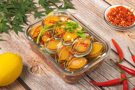 生腌鮑魚