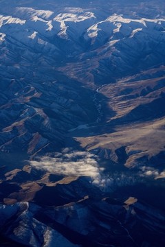 山頂雪山