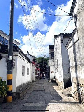 千年古村方家河頭村