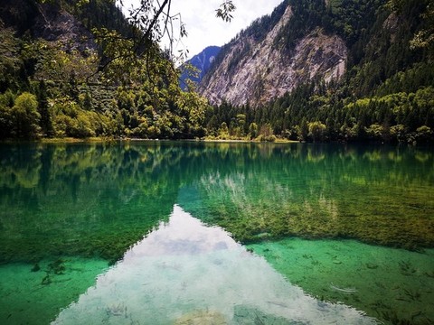 高山湖泊