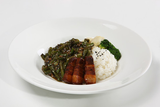 橄欖四季豆蓋飯