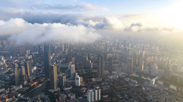 天津城市平流霧美景航拍