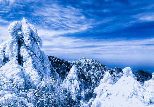 雪山