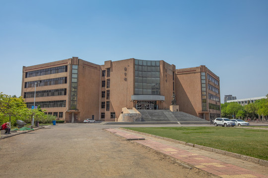 南開大學(xué)圖書館