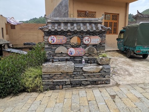 美麗鄉(xiāng)村造型小品洗手臺