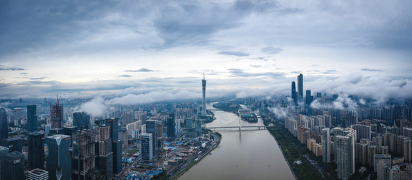 航拍雨后廣州