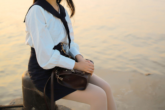 海邊女孩