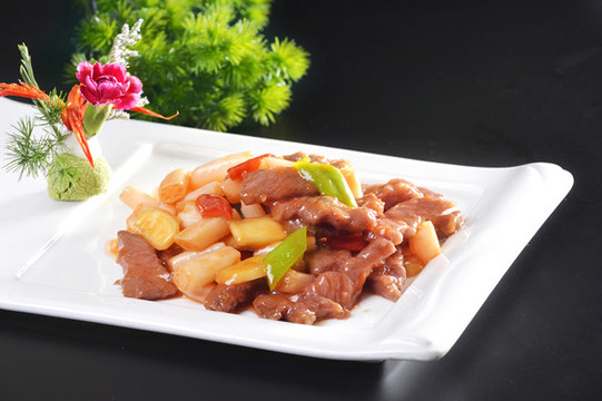 藕尖炒牛柳