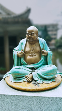 羅漢跌坐