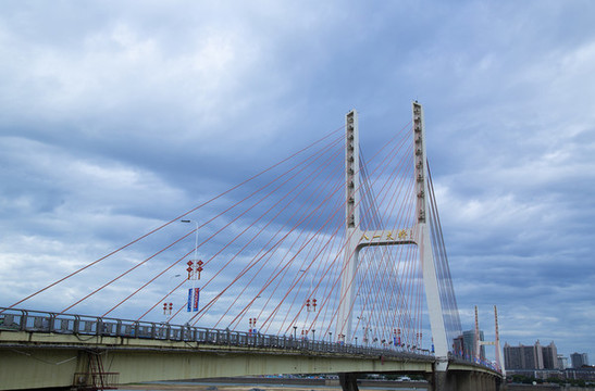 八一大橋
