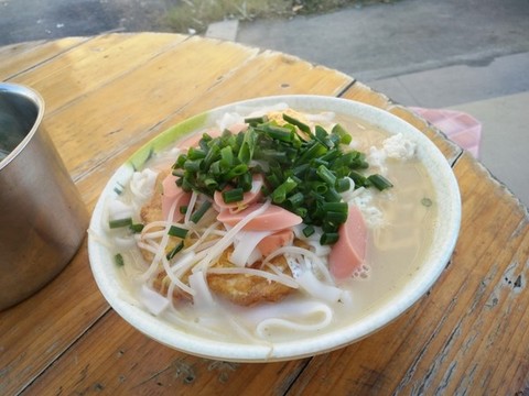 河粉湯