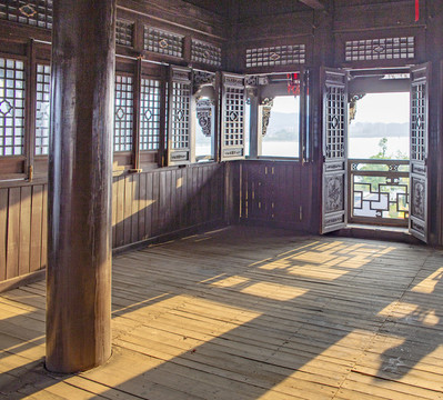 古建筑光影