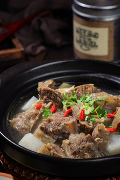 牛肉蘿卜煲