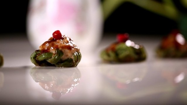 成品擺盤豆角釀肉