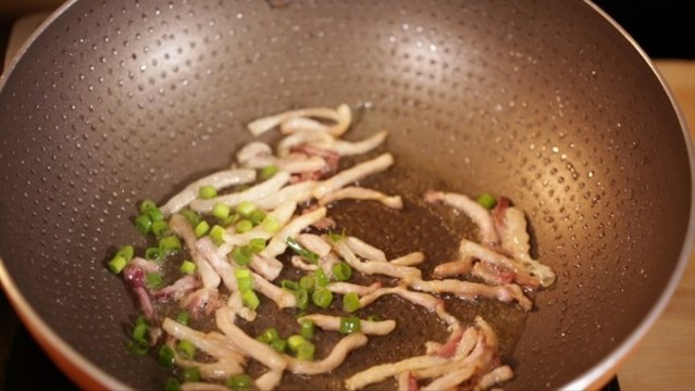 大廚炒合菜