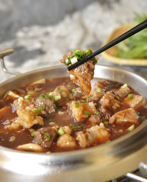 珍菌燜牛肉