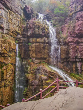 云臺(tái)山紅石峽苑區(qū)