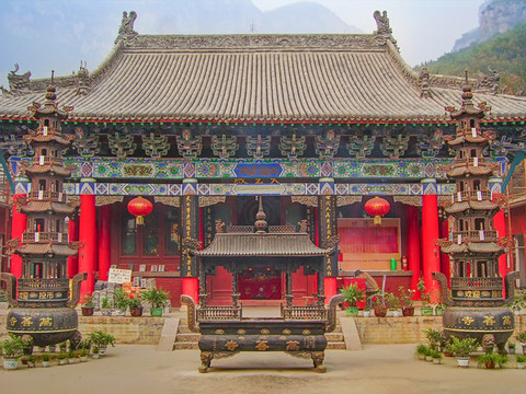 云臺(tái)山萬(wàn)善寺天王殿