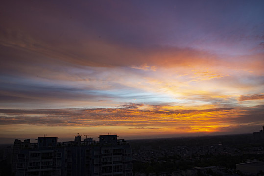 天空彩云火燒云日出日落風(fēng)景
