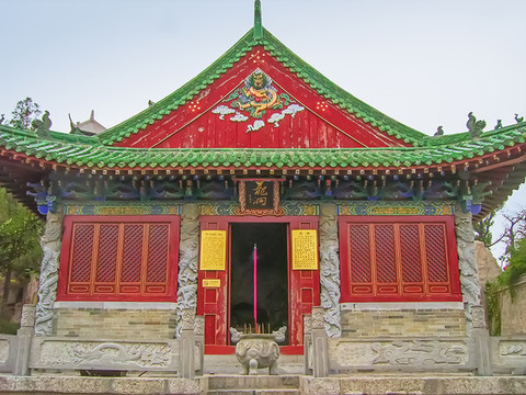 大伾山風(fēng)景區(qū)龍洞