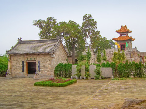 浮丘山風(fēng)景區(qū)千佛寺