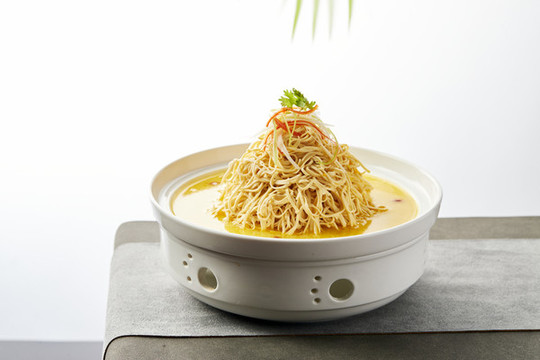 酸湯煮干絲