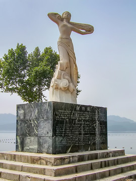 南灣湖風(fēng)景區(qū)