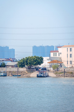 小漁村觀龍島風(fēng)貌