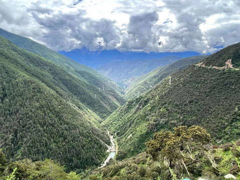 高山丘壑