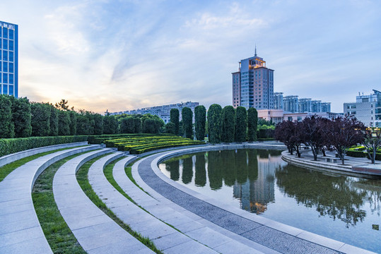 天津?yàn)I海新區(qū)濱海廣場(chǎng)公園