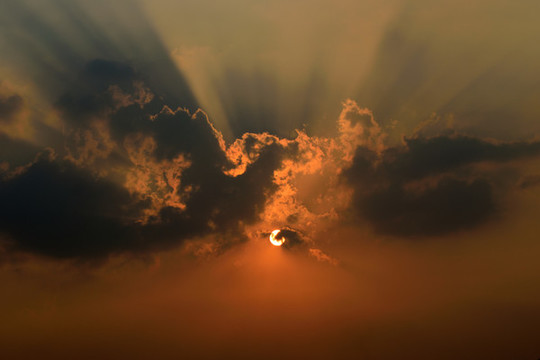 夕陽(yáng)