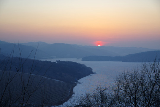 四平轉(zhuǎn)山湖景區(qū)冬季景色