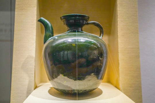 西藏茶壺西藏文化酥油茶壺