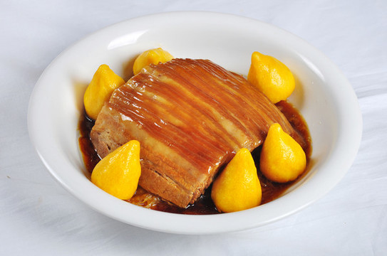 酸菜扣肉