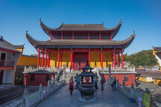 九華山月身寶殿