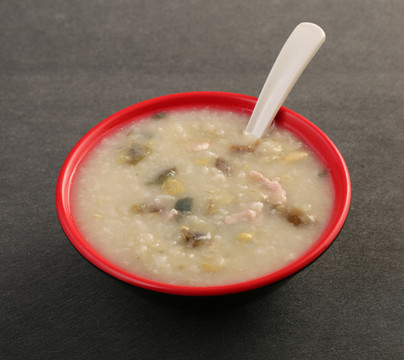 皮蛋瘦肉粥