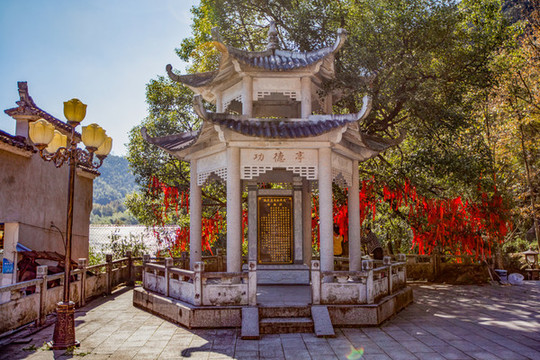 九華山九子巖景區(qū)雙溪寺
