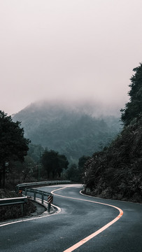 山間公路