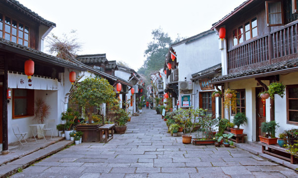 小河直街