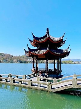 湖心亭