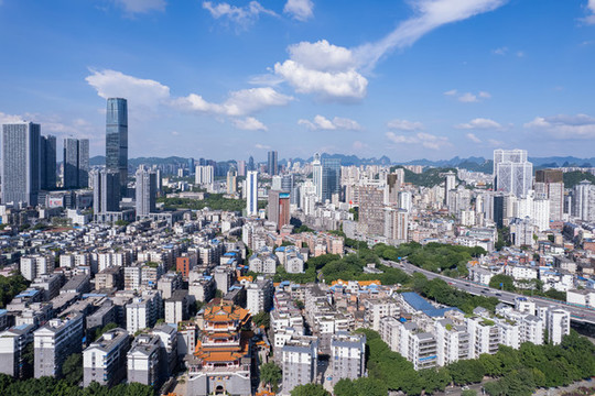 航拍柳州城市建筑景觀