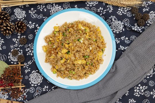 醬油炒飯