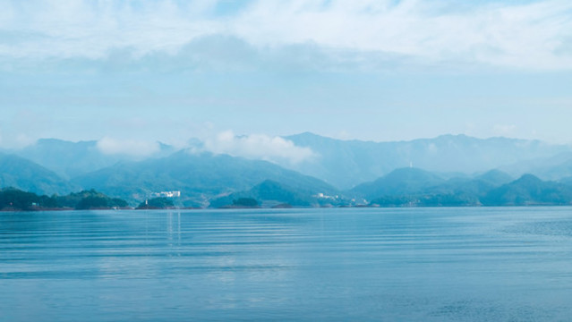 湖光山色