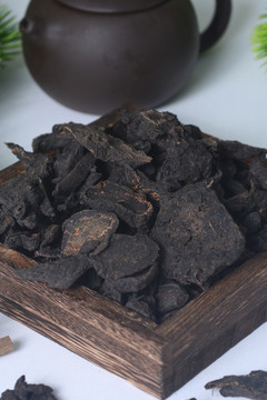 中草藥制川烏