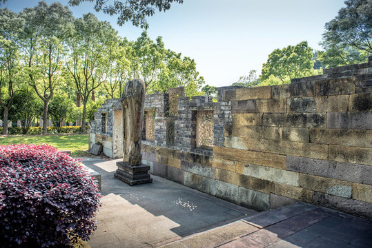 南宋石刻公園歷史滄桑景區(qū)