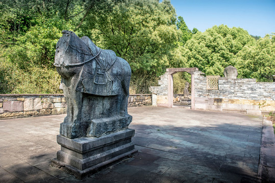 南宋石刻公園歷史滄桑景區(qū)